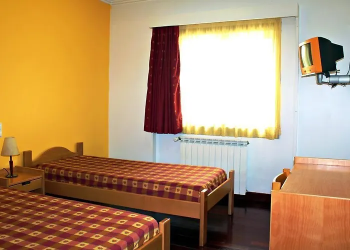 Hi - De Juventude Hostel *